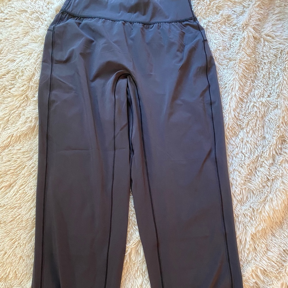 Lululemon black sweatpants/joggers!